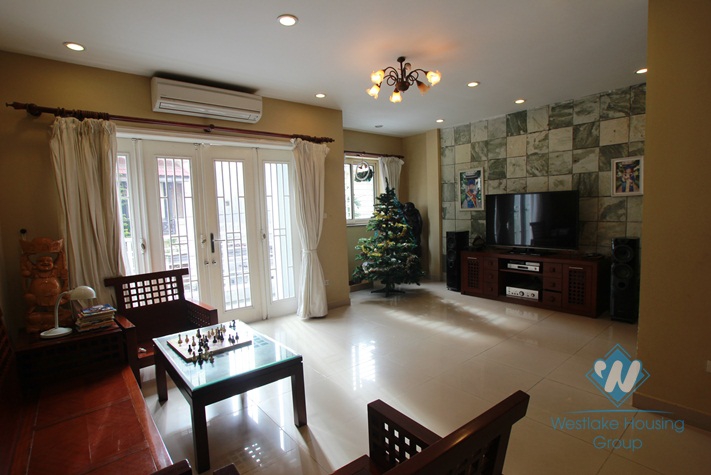 Beautiful house with quiet location near Water park, Tay ho, Hanoi